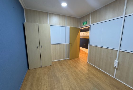 Reventa - Commercial - Guardamar del Segura