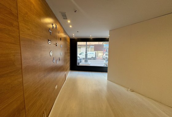 Reventa - Commercial - Guardamar del Segura