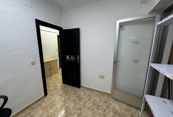 Reventa - Commercial - Guardamar del Segura