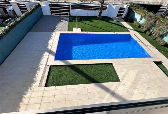 Re-Sale - Detached Villa - Orihuela - Vistabella Golf
