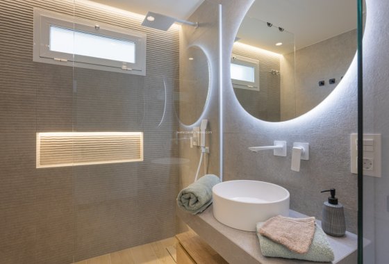 Re-Sale - Apartment - Guardamar del Segura - Urbanizaciones