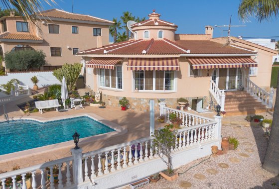 Reventa - Chalet Independiente - Ciudad Quesada - Rojales