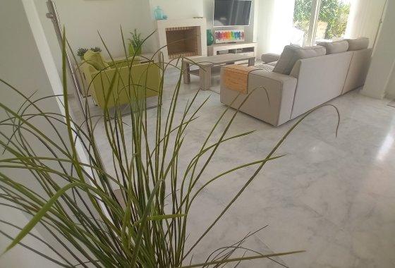 Reventa - Chalet Independiente - Algorfa