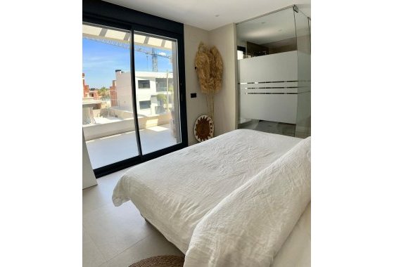 Reventa - Chalet Independiente - Algorfa