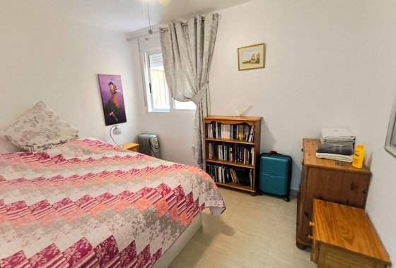 Re-Sale - Apartment - Almoradí