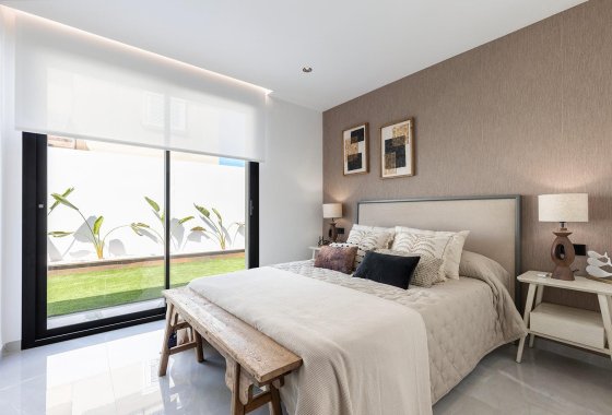 Nueva construcción  - Chalet Independiente - Torrevieja - Los Balcones