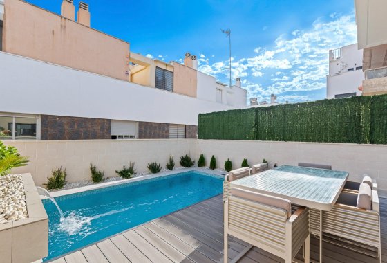 Nueva construcción  - Chalet Independiente - Guardamar del Segura - Els Secans