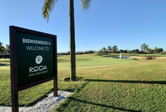 Nueva construcción  - Bungalow - San Javier - Roda Golf
