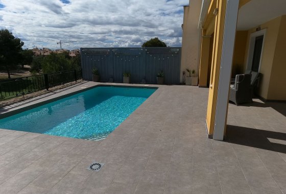 Reventa - Chalet Independiente - Algorfa