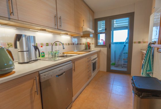 Re-Sale - Apartment - Guardamar del Segura - Puerto Deportivo