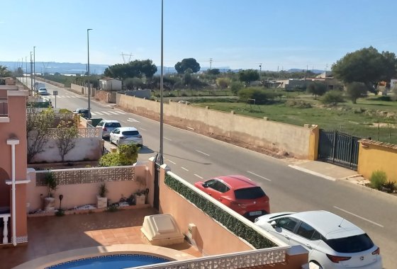 Reventa - Bloque De Cuatro - Los Montesinos - La Herrada