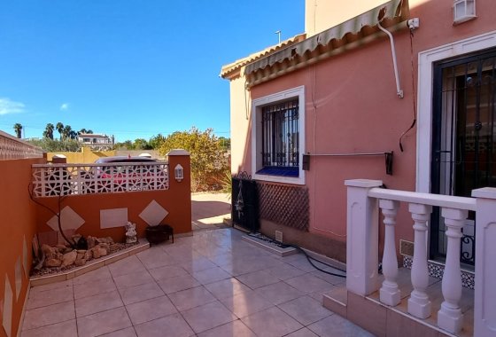 Reventa - Bloque De Cuatro - Los Montesinos - La Herrada