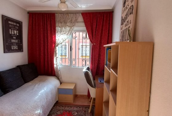 Reventa - Bloque De Cuatro - Los Montesinos - La Herrada