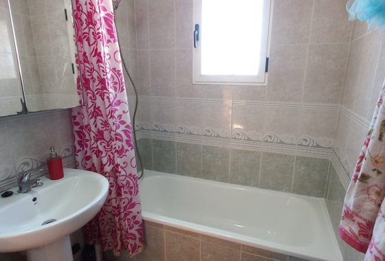 Reventa - Bloque De Cuatro - Los Montesinos - La Herrada