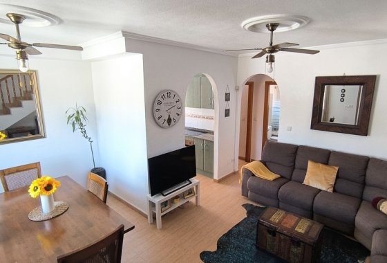 Reventa - Semi - Detached Villa - Ciudad Quesada