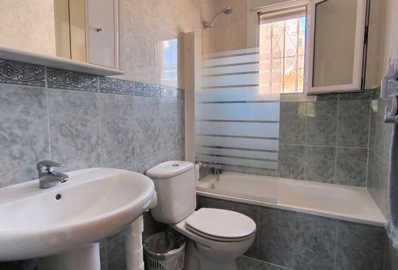 Reventa - Semi - Detached Villa - Ciudad Quesada