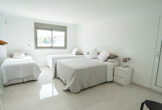 Reventa - Chalet Independiente - Ciudad Quesada