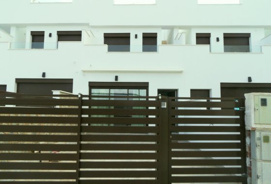 Nueva construcción  - Chalet Independiente - Pilar de la Horadada - parque Andromeda