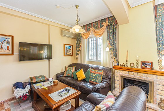 Reventa - Chalet Independiente - La Zenia - Villas San Jose