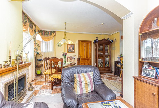 Reventa - Chalet Independiente - La Zenia - Villas San Jose