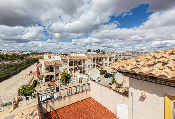 Reventa - Chalet Independiente - La Zenia - Villas San Jose