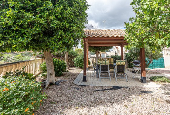 Reventa - Chalet Independiente - La Zenia - Villas San Jose