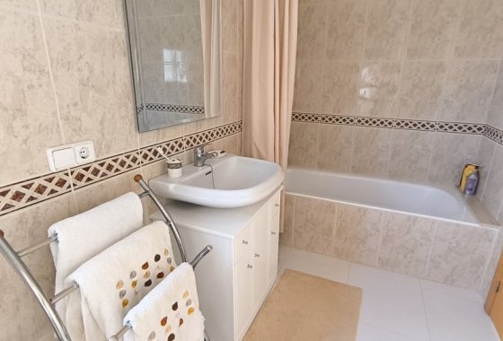 Reventa - Semi - Detached Villa - Ciudad Quesada