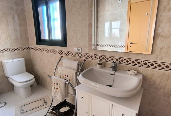 Reventa - Semi - Detached Villa - Ciudad Quesada