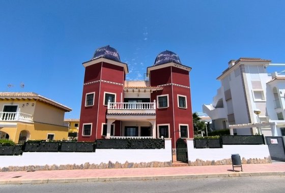 Reventa - Semi - Detached Villa - Ciudad Quesada
