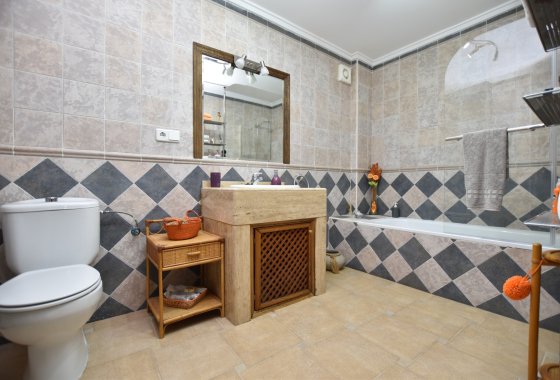 Reventa - Chalet Independiente - Algorfa