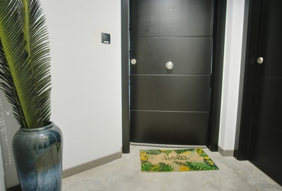 Re-Sale - Apartment - Formentera del Segura
