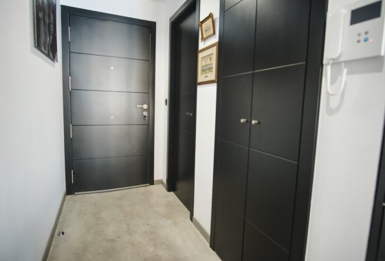 Re-Sale - Apartment - Formentera del Segura