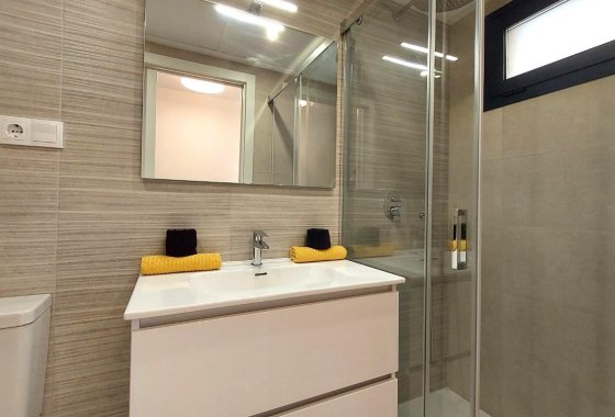 Nueva construcción  - Apartamento - San Miguel de Salinas - Pueblo