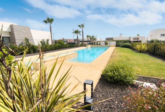 Re-Sale - Apartment - Algorfa