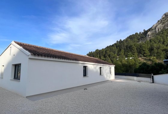 Nueva construcción  - Chalet Independiente - Penaguila - El Olivar