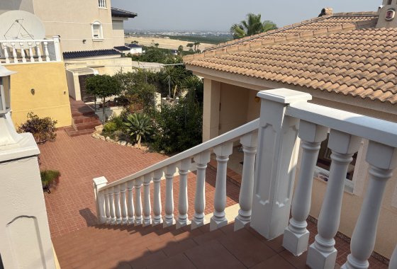 Reventa - Chalet Independiente - Algorfa