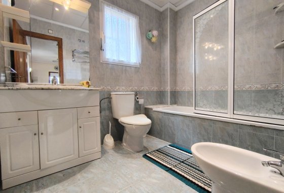 Re-Sale - Detached Villa - Algorfa