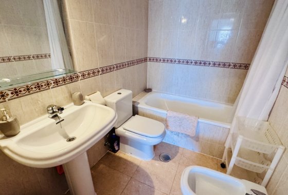 Re-Sale - Apartment - Almoradí