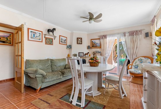 Reventa - Chalet Independiente - Jacarilla