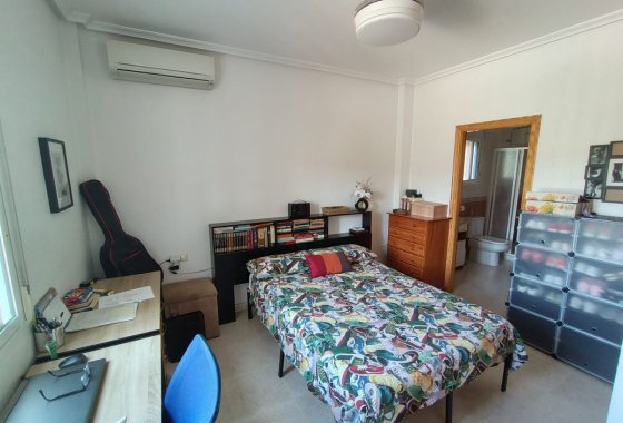 Reventa - Chalet Independiente - Bigastro