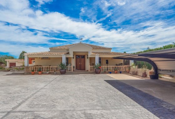 Re-Sale - Finca / Country Property - Las Heredades - Heredades