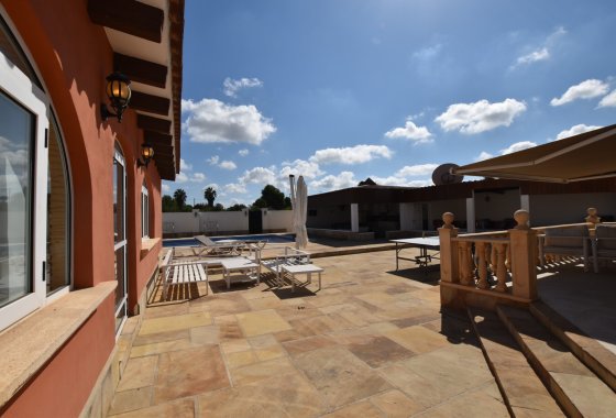 Re-Sale - Finca / Country Property - Las Heredades - Heredades