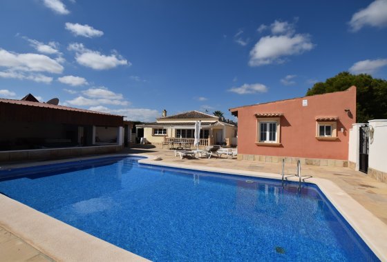 Re-Sale - Finca / Country Property - Las Heredades - Heredades