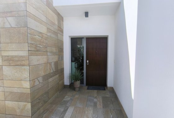 Re-Sale - Detached Villa - Algorfa