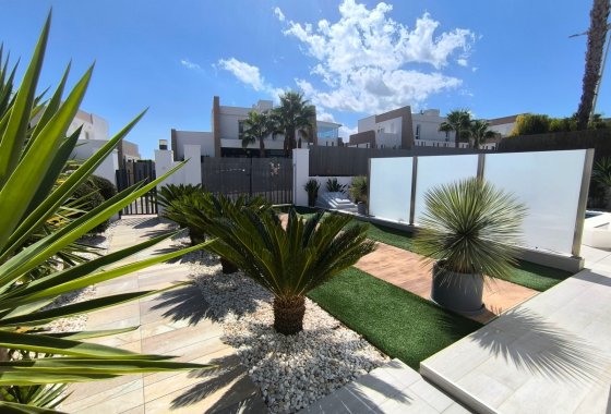 Re-Sale - Detached Villa - Algorfa