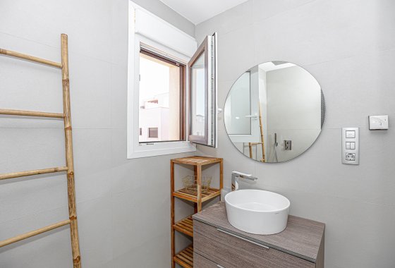 Reventa - Chalet Independiente - Ciudad Quesada