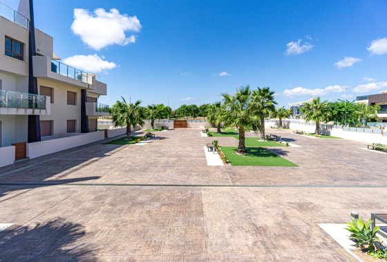 Reventa - Apartamento - Mil Palmeras - Beach