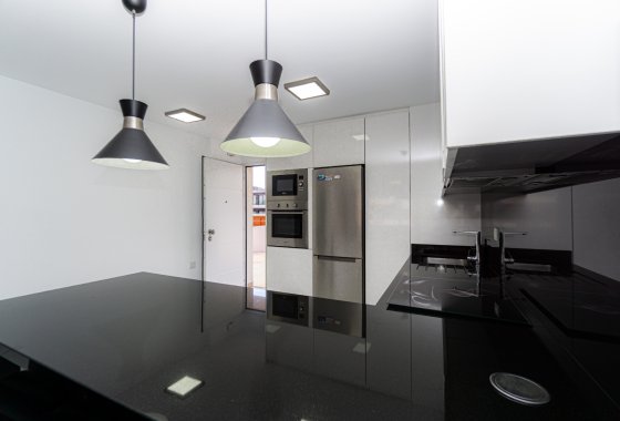 Reventa - Apartamento - Mil Palmeras - Beach