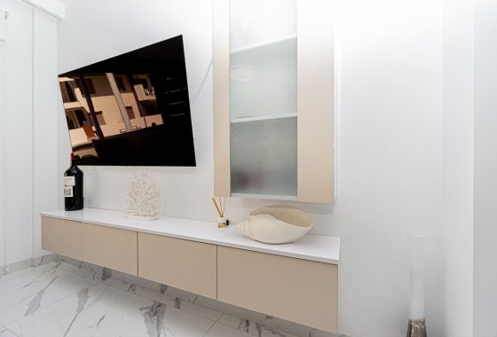 Reventa - Apartamento - Mil Palmeras - Beach