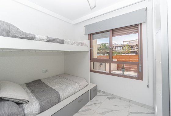 Reventa - Apartamento - Mil Palmeras - Beach